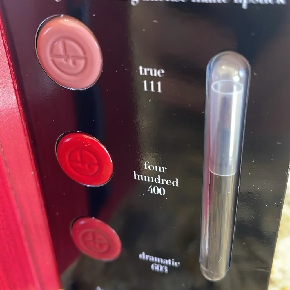 💄GIORGIO ARMANI LIPSTICK pods.
3 Colors
Perfect for your purse! - Picture 1 of 5